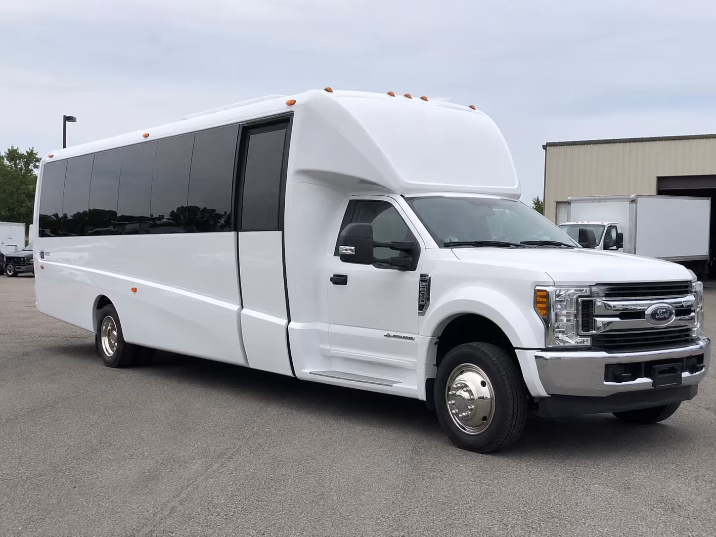 avondale comfortable employee shuttle bus rentals in avondale
