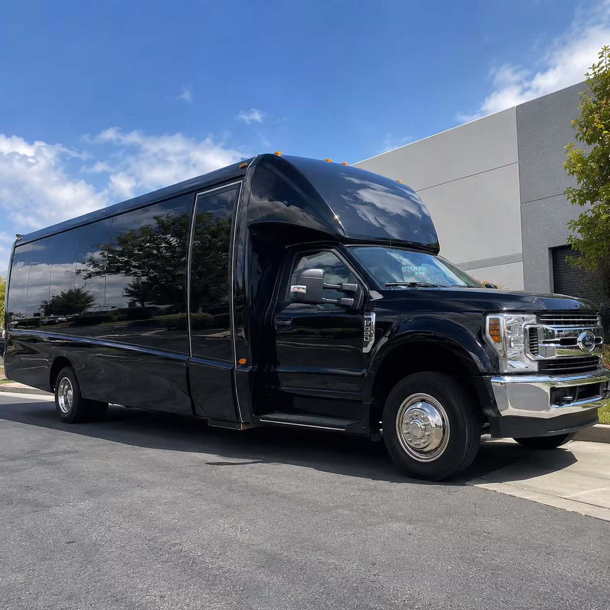 chandler short and long distance charter bus rentals for chandler teams and fans