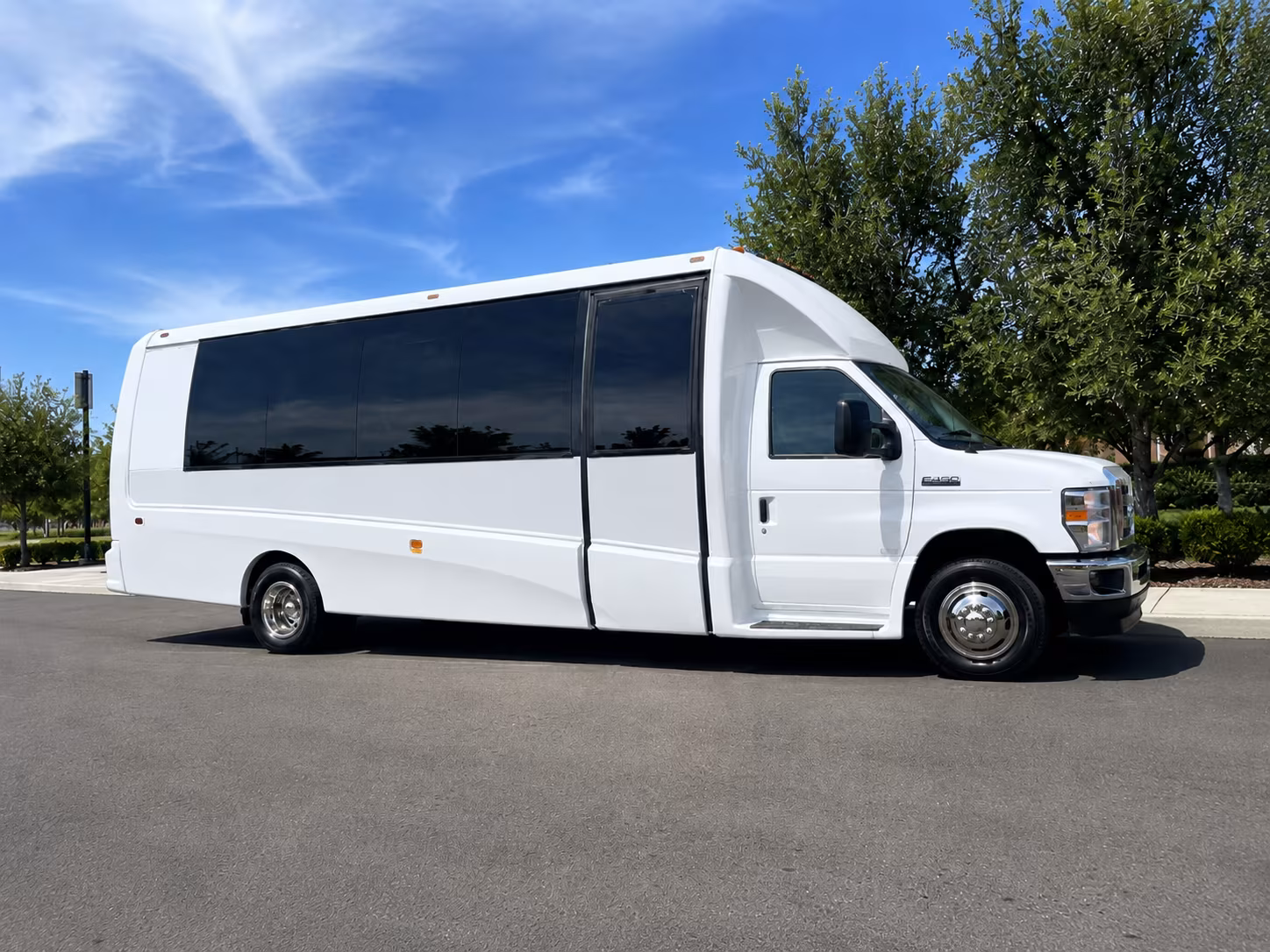glendale bus rental services to glendale area installations