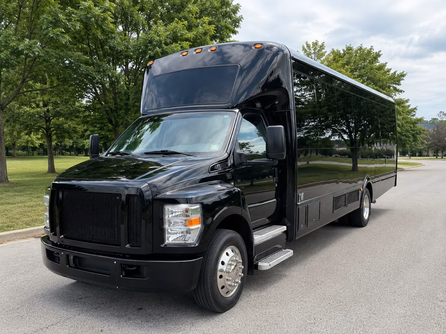 quinceanera sweet 16 party bus rental