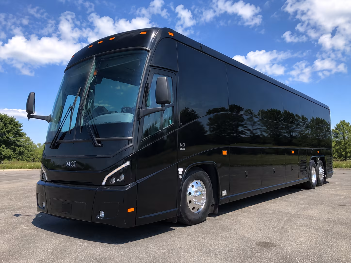 rather than splitting into cars for sedona and flagstaff getaways rent a bus